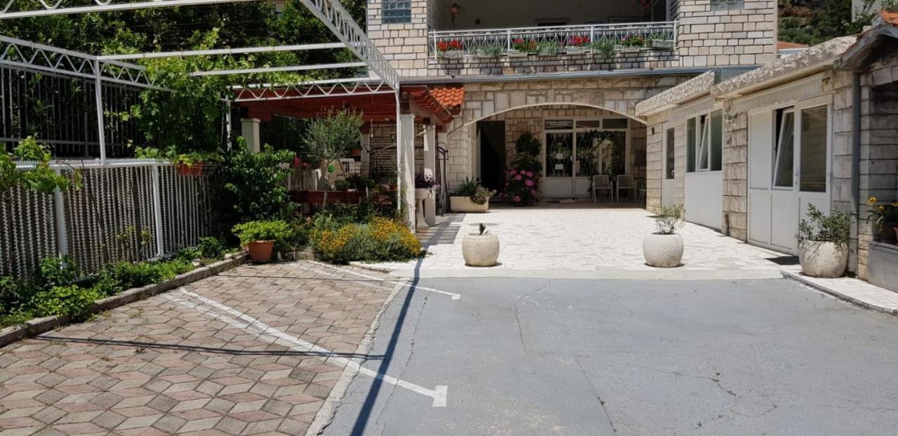 Apartment Danka Omiš Dış mekan fotoğraf